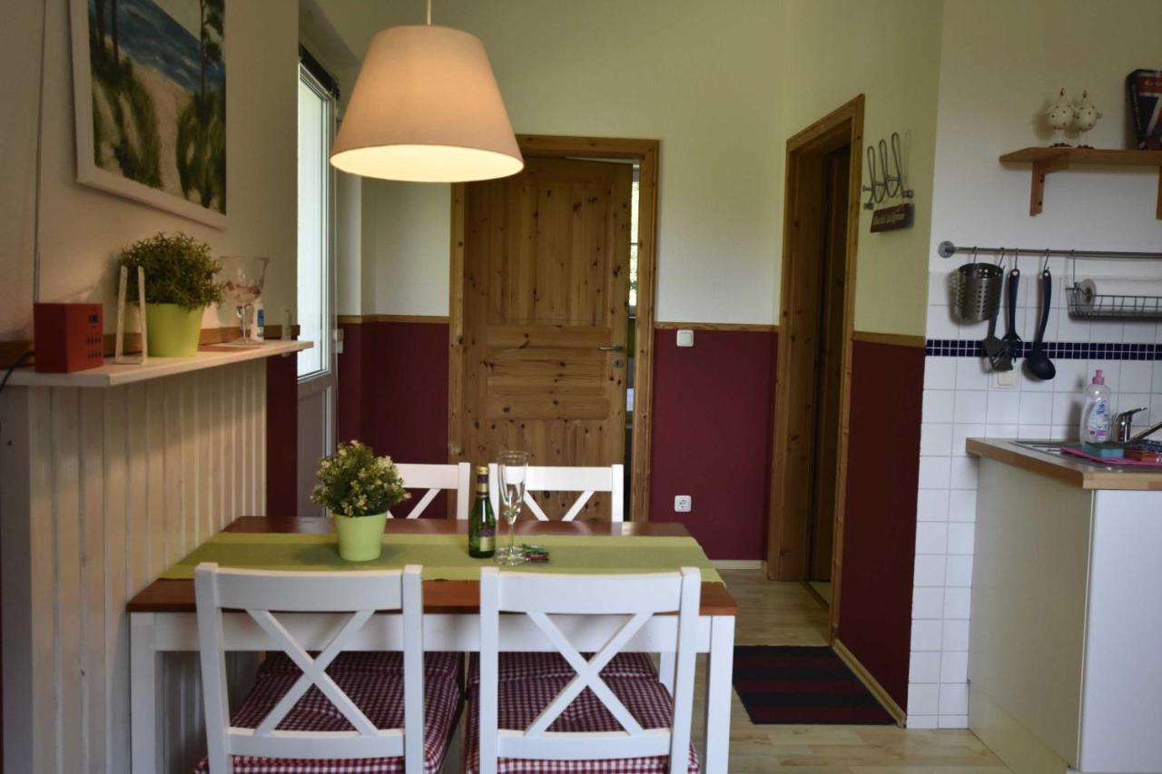 Ferienwohnung Og Im Roten Haus Am Ostsee Radweg Ovs 103 Blowatz Esterno foto